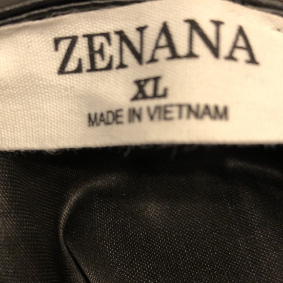 Zenana- NWOT- Vegan leather top and short set - Picture 8 of 8